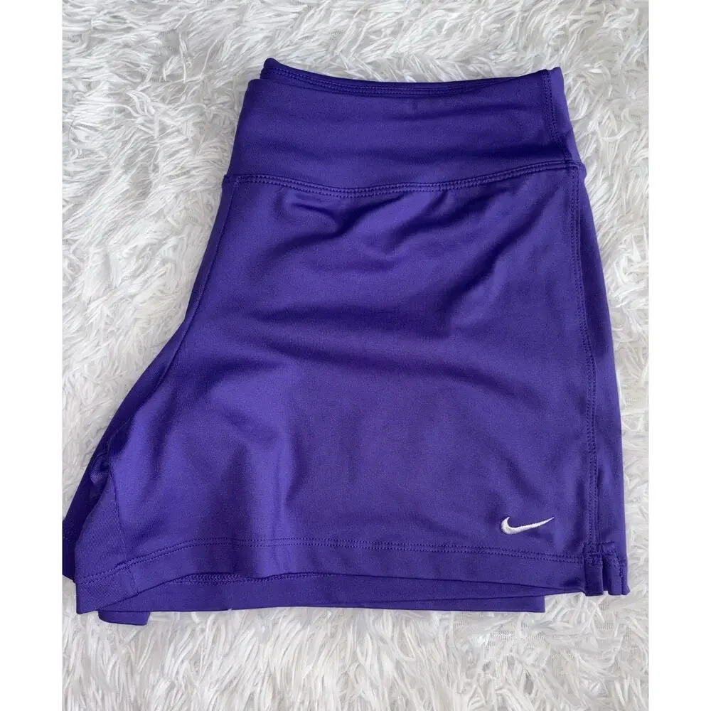 Nike Dri Fit Women’s M Purple Activewear Shorts. Great Pair & Condition